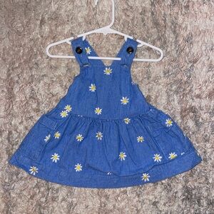 Hanna Andersson Baby Girl 6-12 Month Blue Pinny with Embroidered Daisies - VGUC